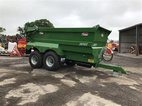 john deere dump trailer loading